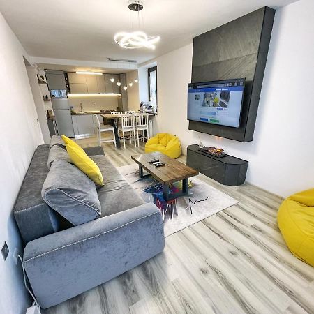 Perfect View Apartment Sinaia Bagian luar foto