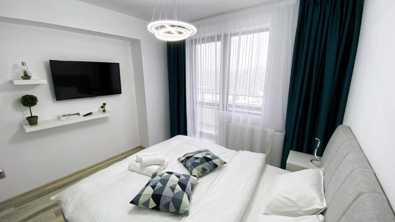 Perfect View Apartment Sinaia Bagian luar foto