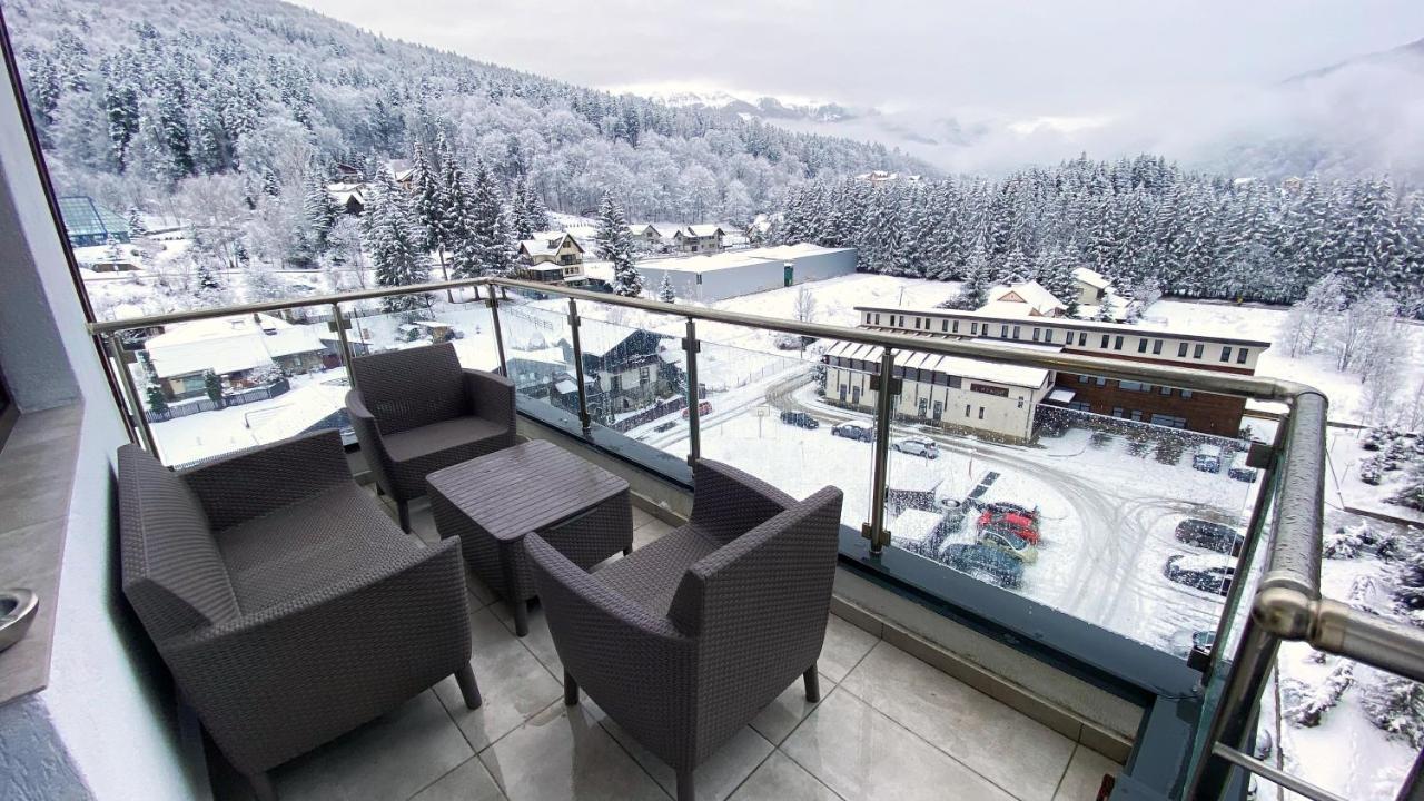 Perfect View Apartment Sinaia Bagian luar foto