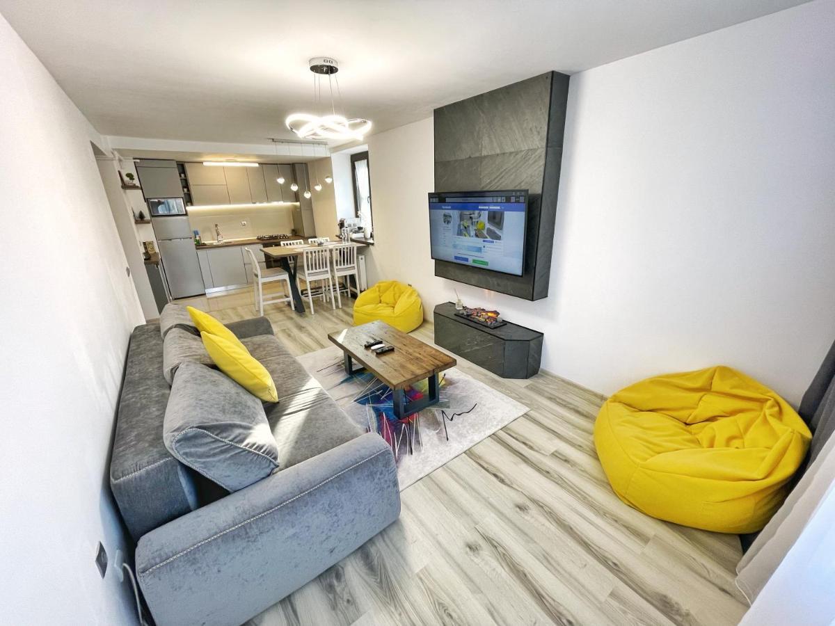 Perfect View Apartment Sinaia Bagian luar foto