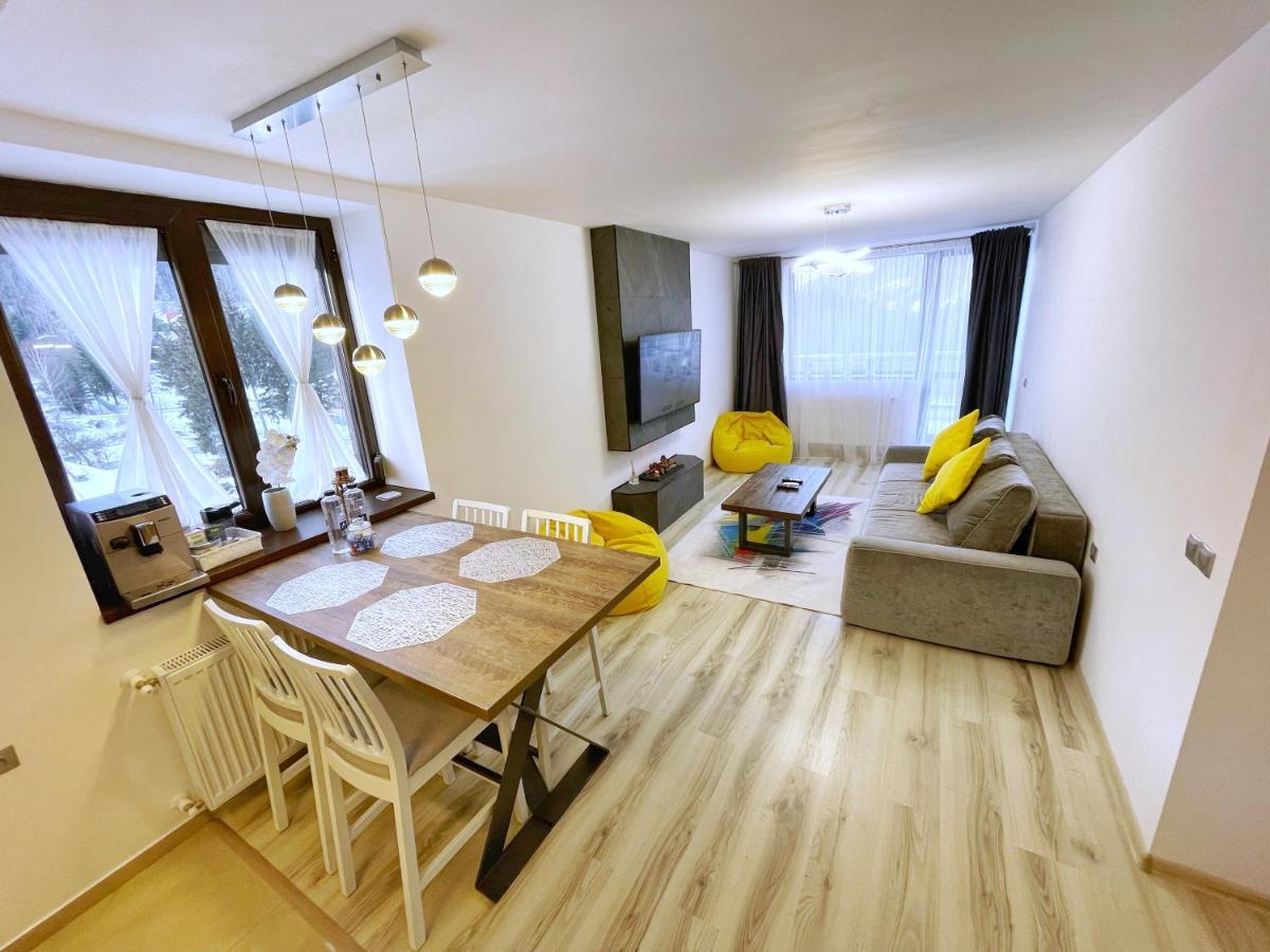 Perfect View Apartment Sinaia Bagian luar foto