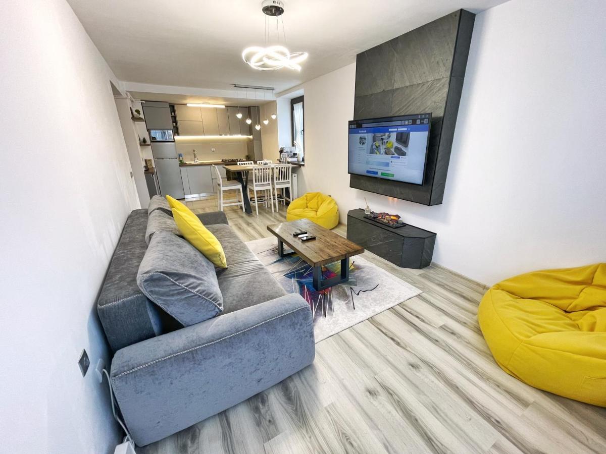 Perfect View Apartment Sinaia Bagian luar foto