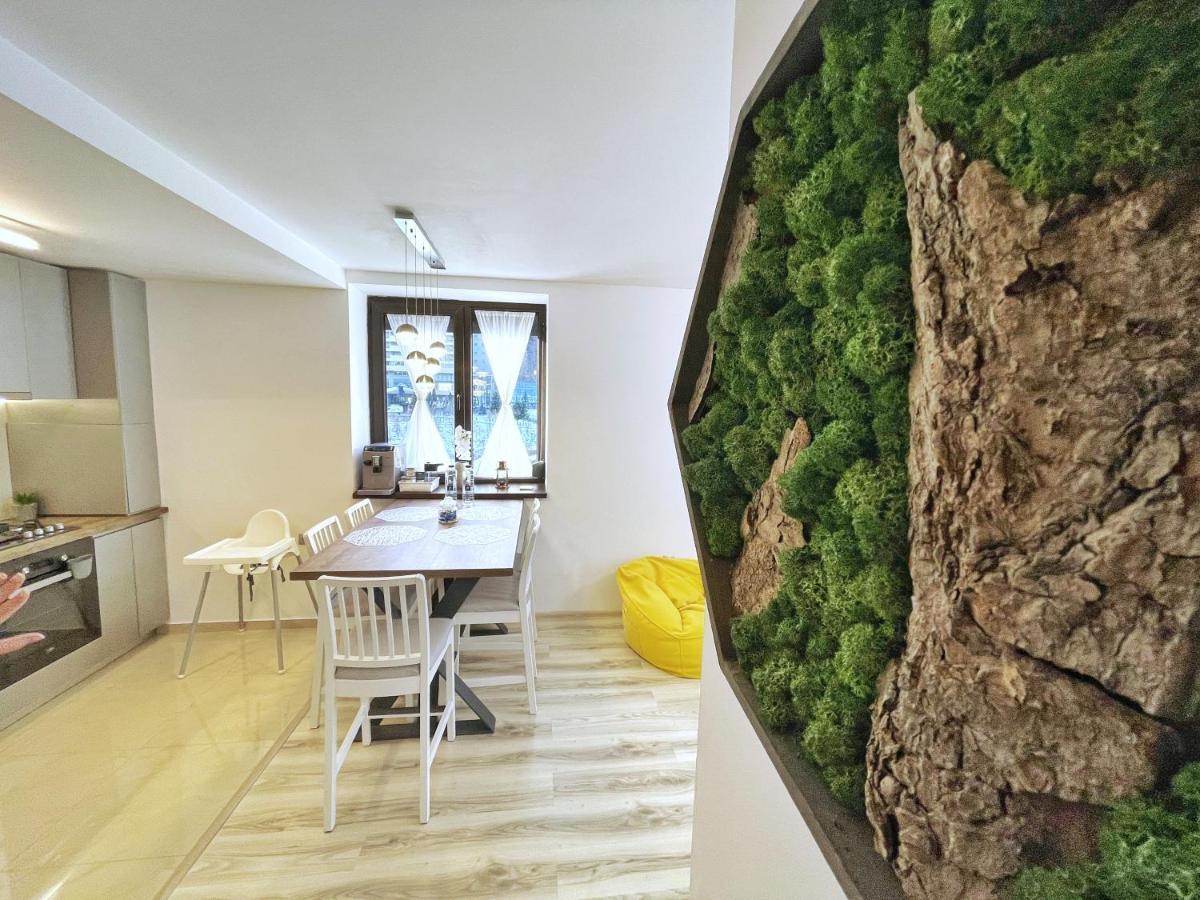 Perfect View Apartment Sinaia Bagian luar foto