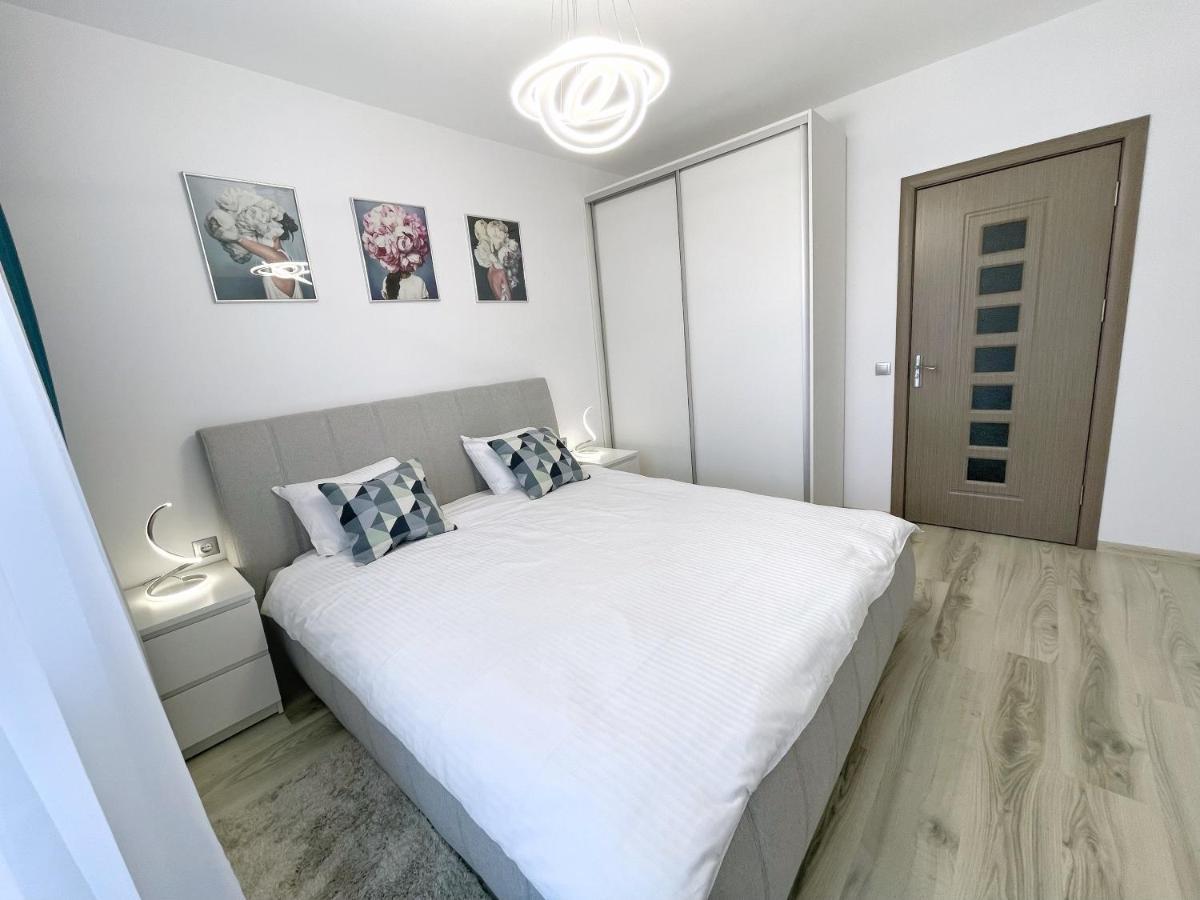 Perfect View Apartment Sinaia Bagian luar foto